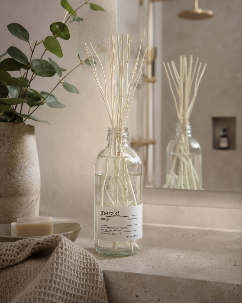 Meraki Diffuser Timber Haze – Duftpinde med Citrus & Blomster