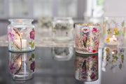Luksus fyrfadsstage i glas med blomsterprint & guldkant – elegant lysestage