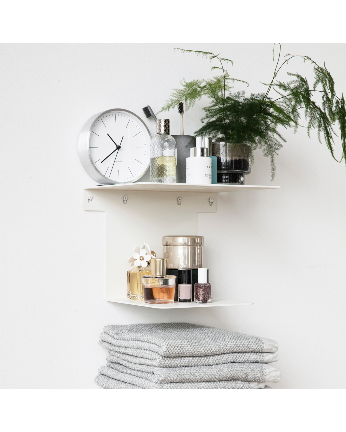 House Doctor Hannah bordur sølv – enkelt nordisk design – passer til skænk og sengebord